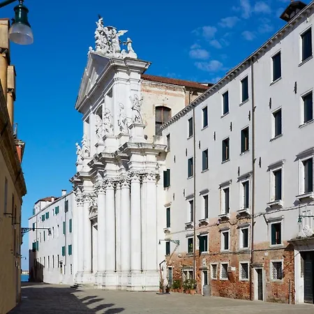 Collegio Amdg Hotel