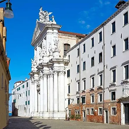 Collegio Amdg