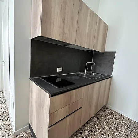 מלון Collegio Amdg 3*